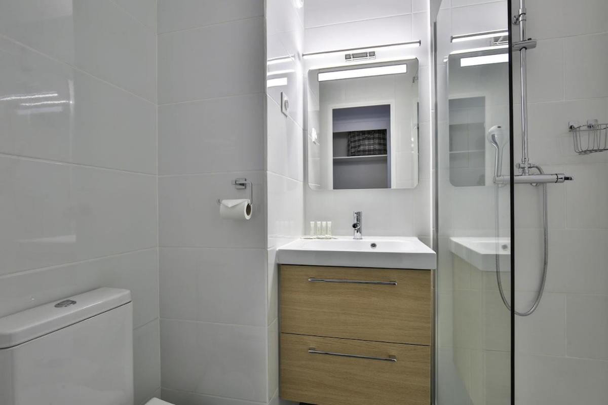Superbe 2 Piece Tout Confort , Piscine /Ac/Parking Villa Villefranche-sur-Mer Buitenkant foto