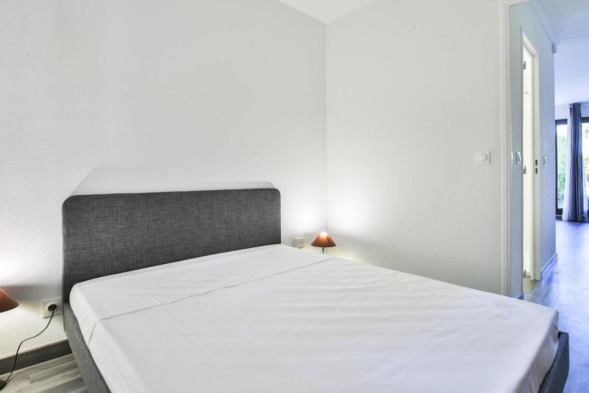 Superbe 2 Piece Tout Confort , Piscine /Ac/Parking Villa Villefranche-sur-Mer Buitenkant foto